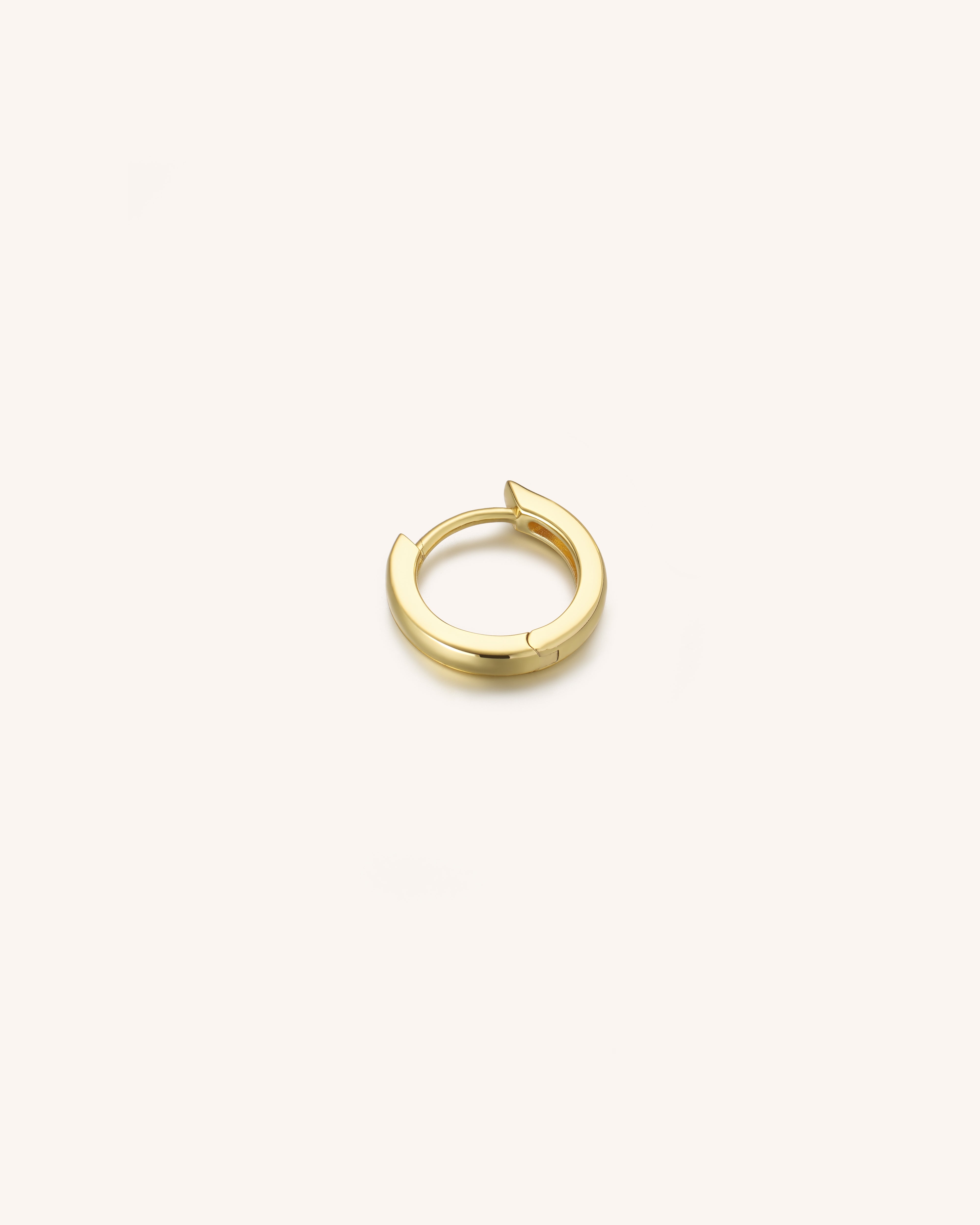 Men's Gold Forme Huggie Hoop