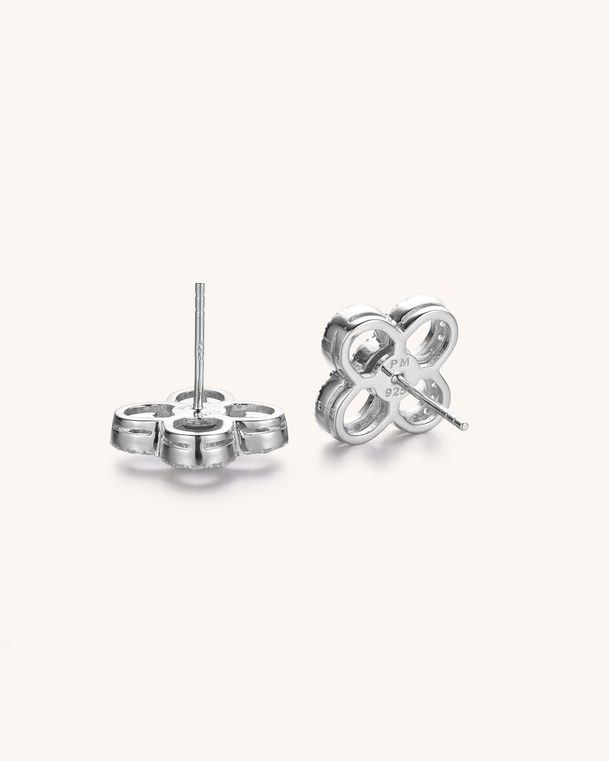 Schwanstein Studs