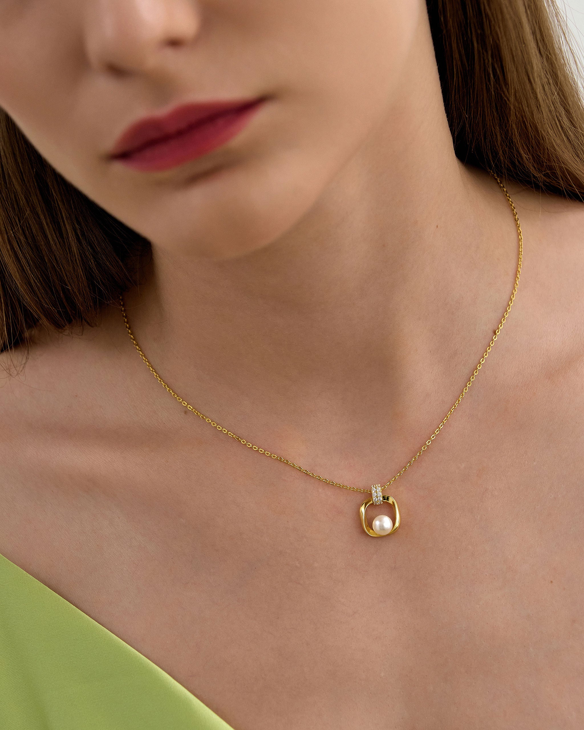 18K Gold Vermeil Pearl Square Necklace for Women