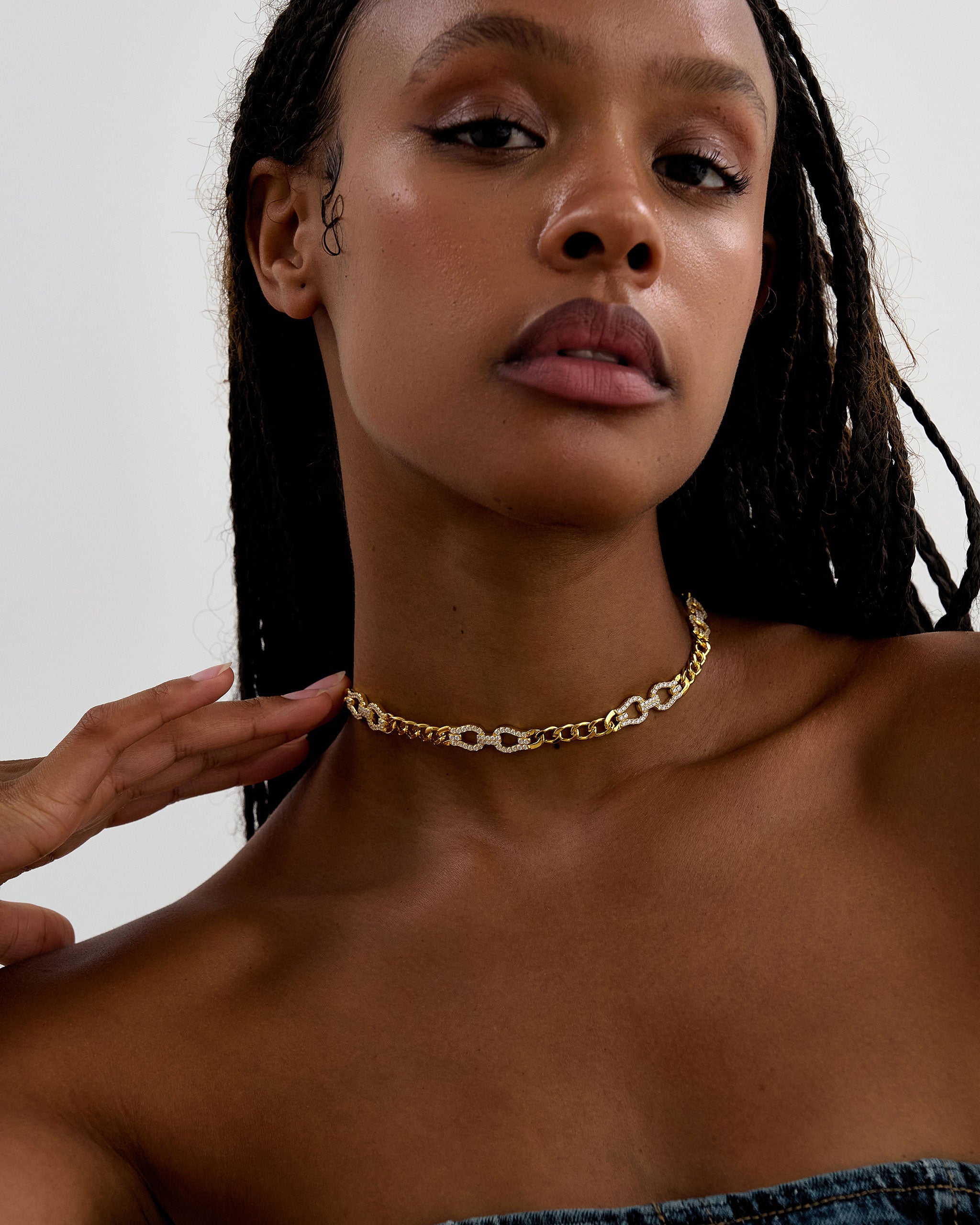 Iconic Chain Choker for Women