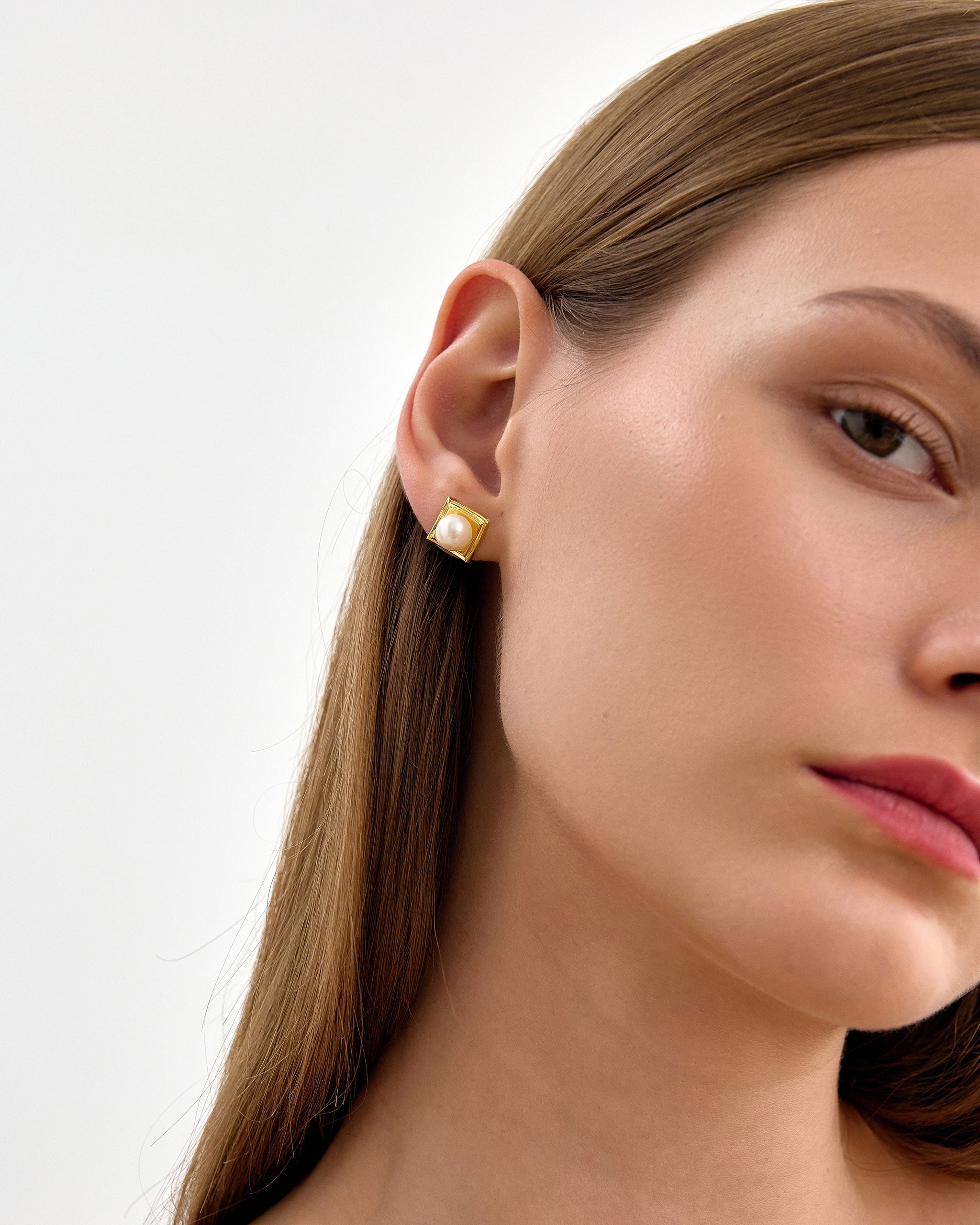 Pearl Square Studs