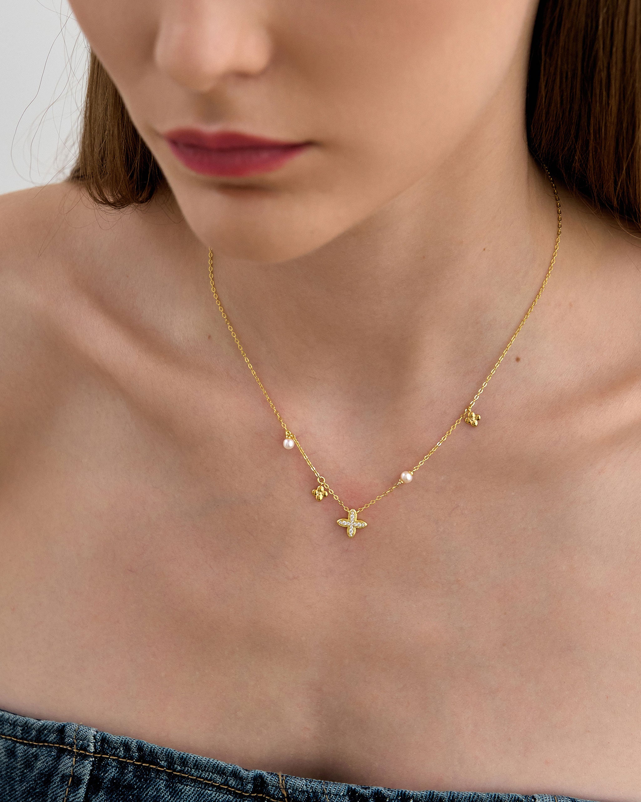 Buy Clover Pearl Necklace Online