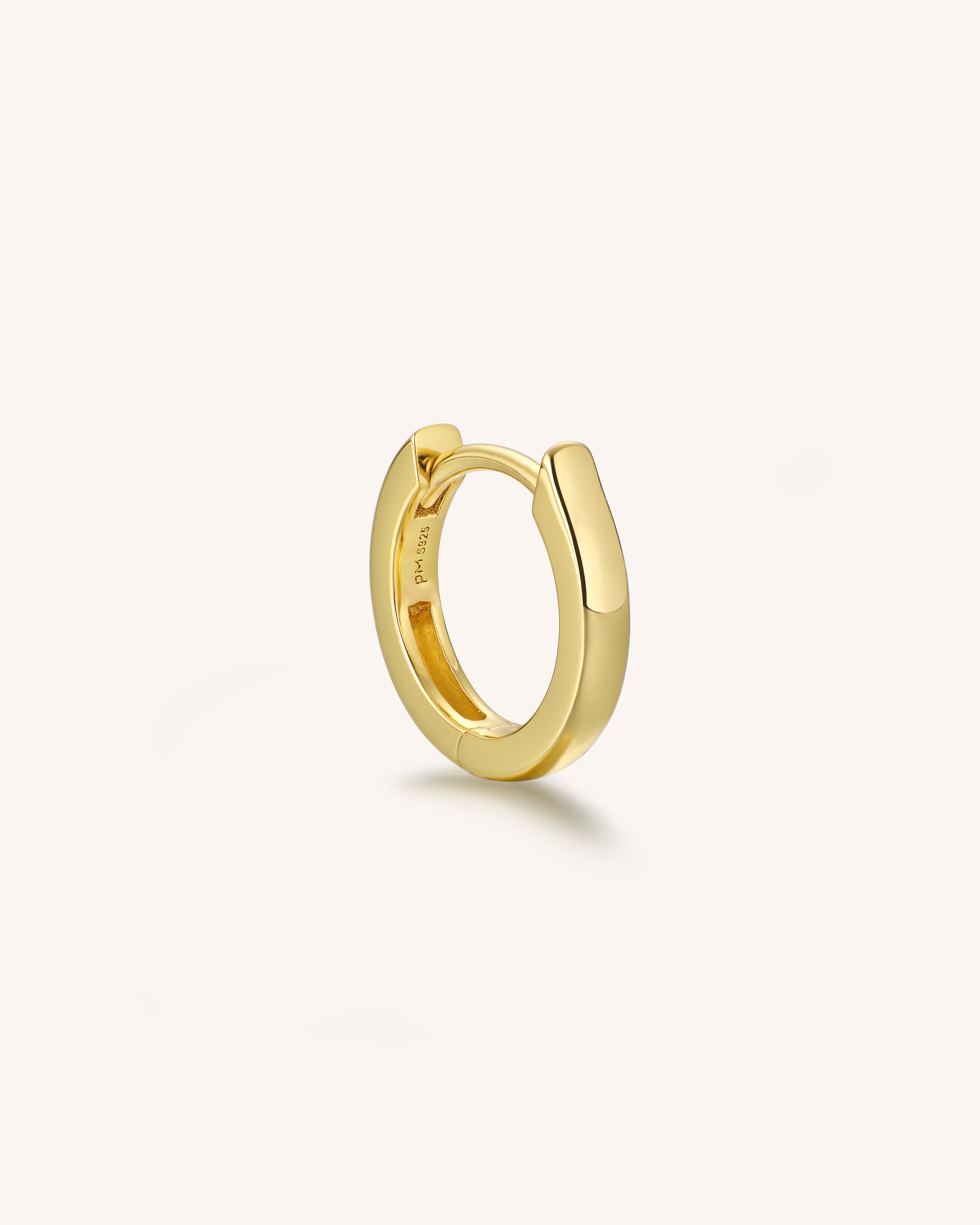 Men's Gold Forme Huggie Hoop