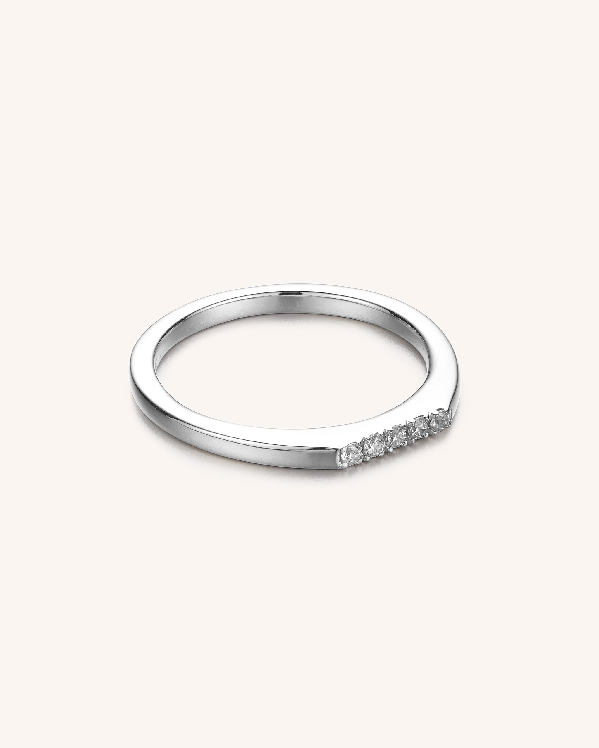 Linear Stacking Ring