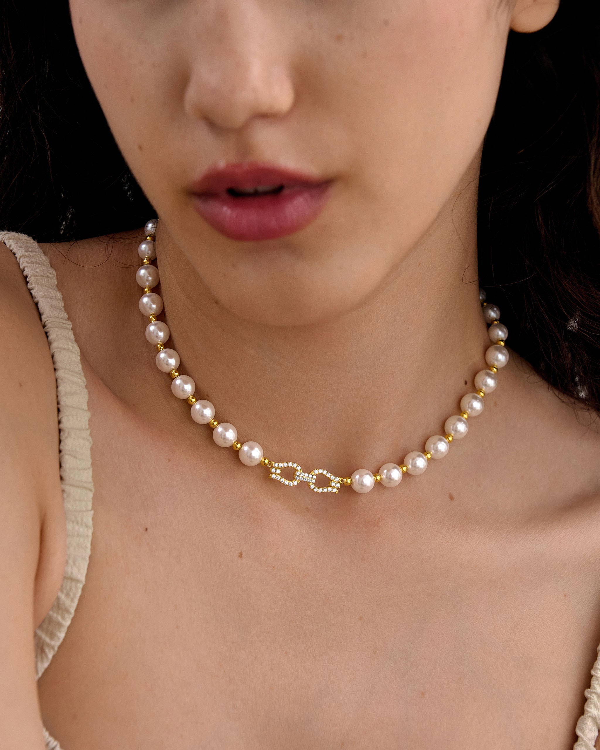 Icon Pearl Choker