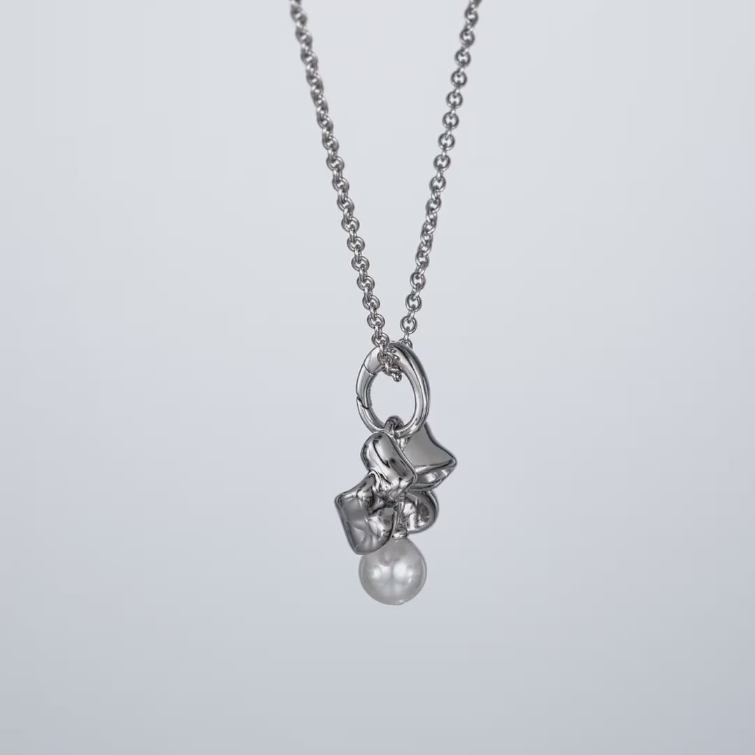 Mini Bow Pendant Necklace